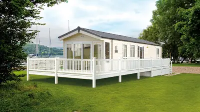 BPHF Holiday Home Lakeside Image